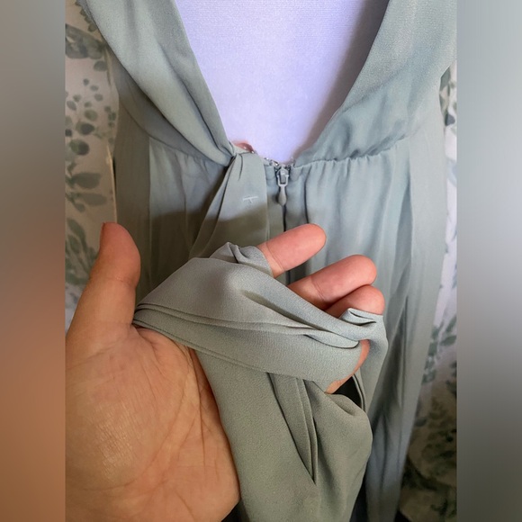 Show Me Your Mumu Jenn Maxi Dress NWT Silver Sage Crisp - Picture 11 of 11